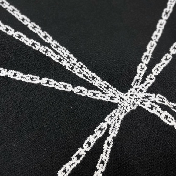 Shihiko Chainsaw Man Makima Sweater - Picture 4 of 7